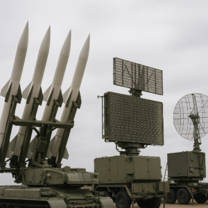 Russlands Marschflugkörper und Hyperschallarsenal: Lücken in Europas Luftverteidigung und die Folgen für Abschreckung